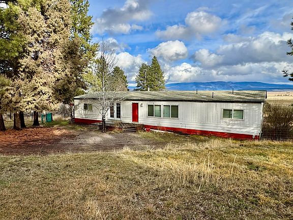 2nd image of 21657 Pinecrest Dr