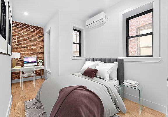 2nd image of 114 Lexington Ave APT 1