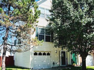 9409 Lanae Ln, Manassas Park, VA