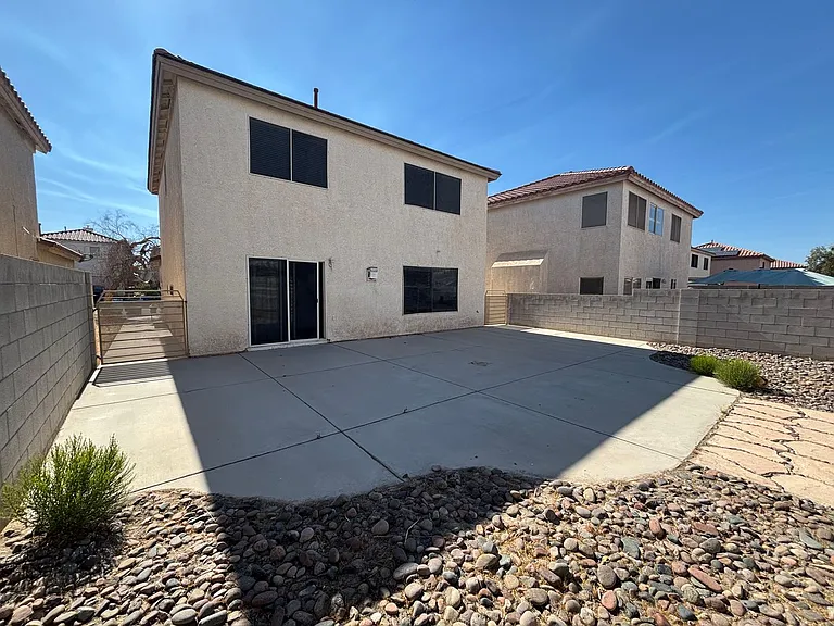 10256 Grecian Laurel Ct — Photo 26