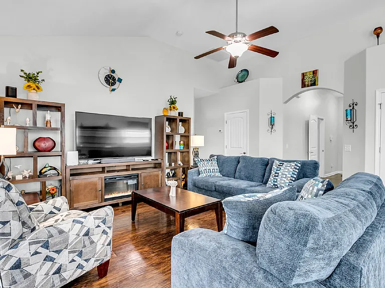88 Crystal Lake Dr — Photo 14