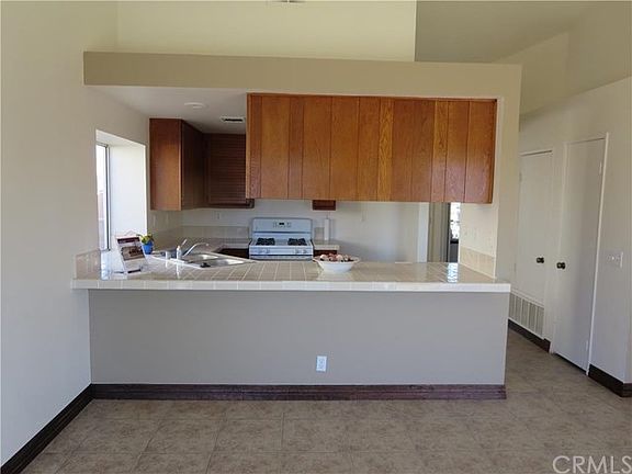 3rd image of 292 Noga Ave