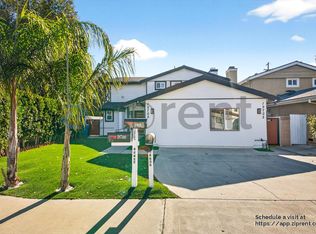 19700 Blythe St, Winnetka, CA 91306