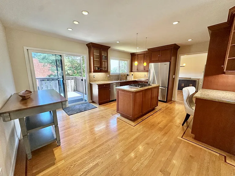 192 Prospect Dr — Photo 16