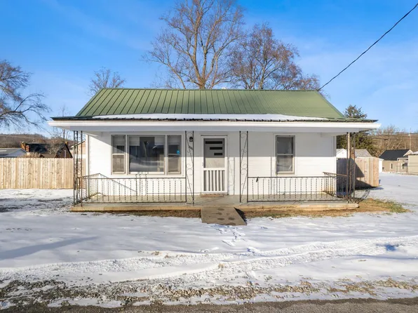 2053 Johnson St, Dover, KY 41034