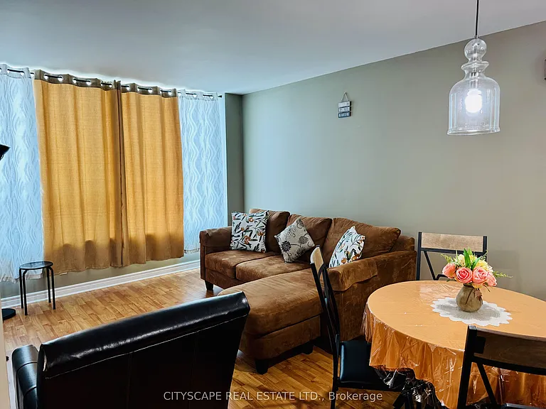 540 Ouellette Ave #5F — Photo 5