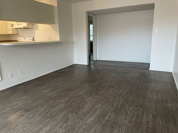 5th image of 505 N Lincoln Ave APT G