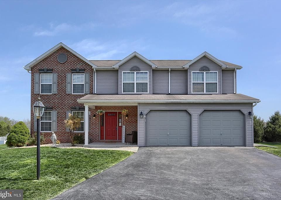 1st image of 149 Martel Cir