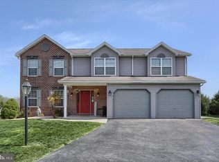 149 Martel Cir, Dillsburg, PA 17019