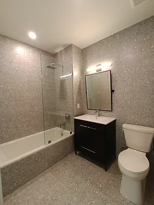 Rented by City Vista Inc | media 14