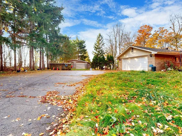 9359 Dickenson Rd W #Basement, Hamilton, ON L0R 1W0