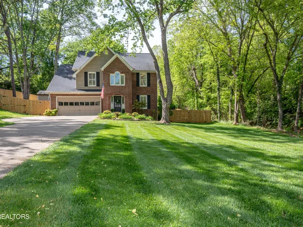 702 Knights Bridge Rd, Maryville, TN 37803