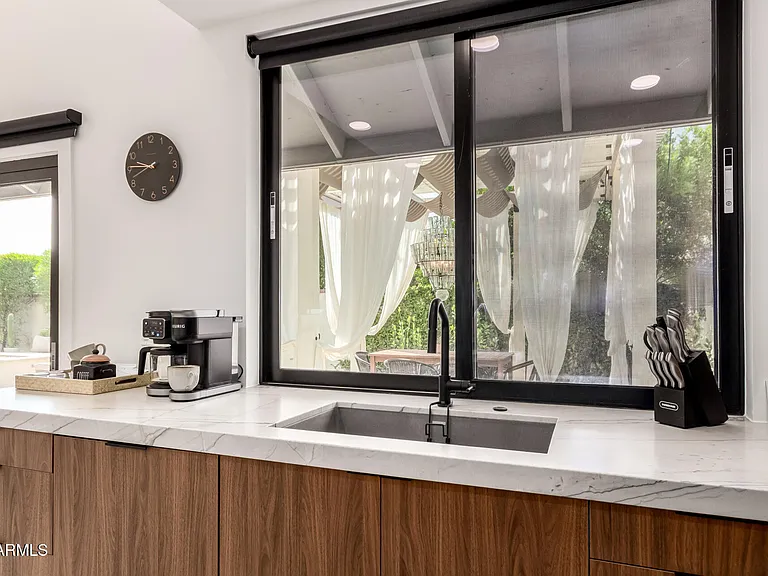 5724 N Scottsdale Rd — Photo 8
