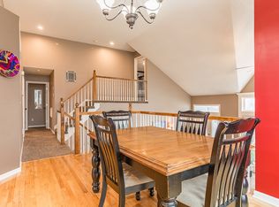 5172 Noble St, Shawnee, KS 66226