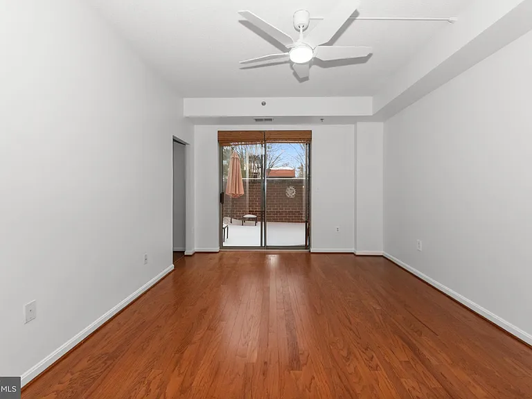 940 Astern Way #102A — Photo 13