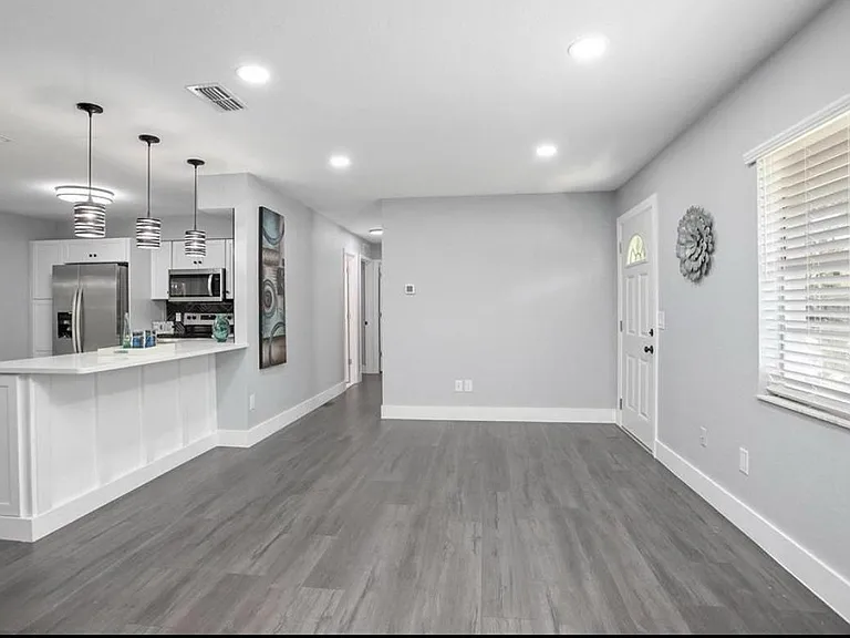 2061 Tanglewood Dr — Photo 6