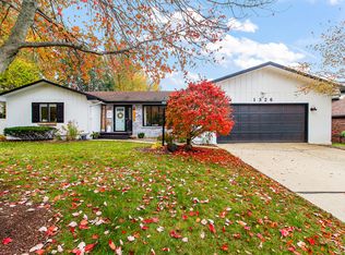 1326 Westminster Ln, Bourbonnais, IL