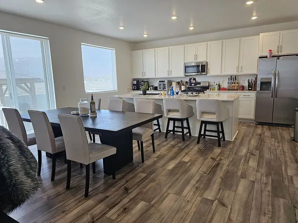 3483 N Sparrow Ln, Eagle Mountain, UT 84005