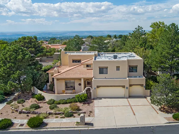 13601 Crested Butte Dr NE, Albuquerque, NM 87112