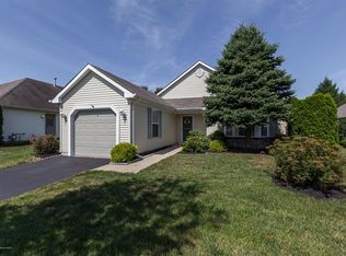 33 Ivy Hill Rd, Lakewood, NJ 08701