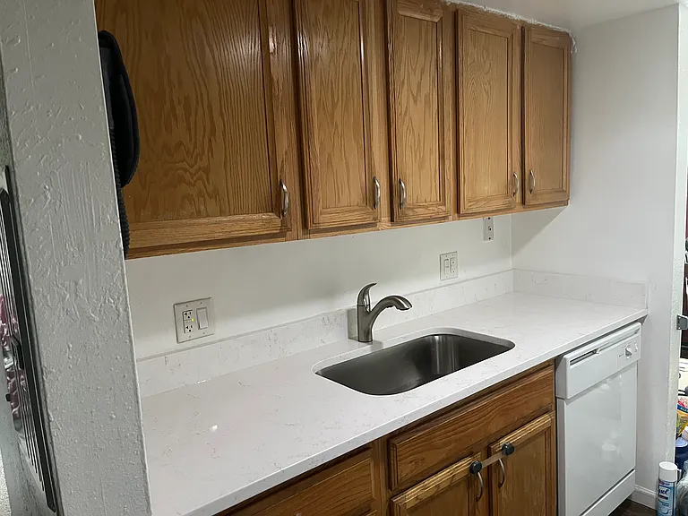 1 Renaissance Pl — Photo 6