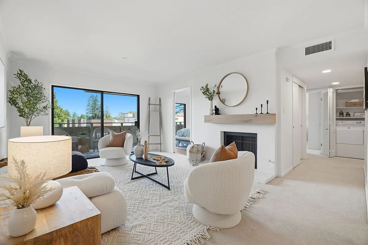 2 bed, 1.5 bath, 1129 sqft, $5,800 — Photo 2