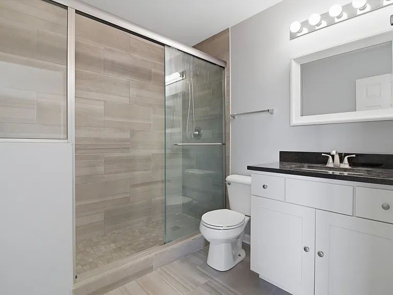 138 Celebration Ct — Photo 10
