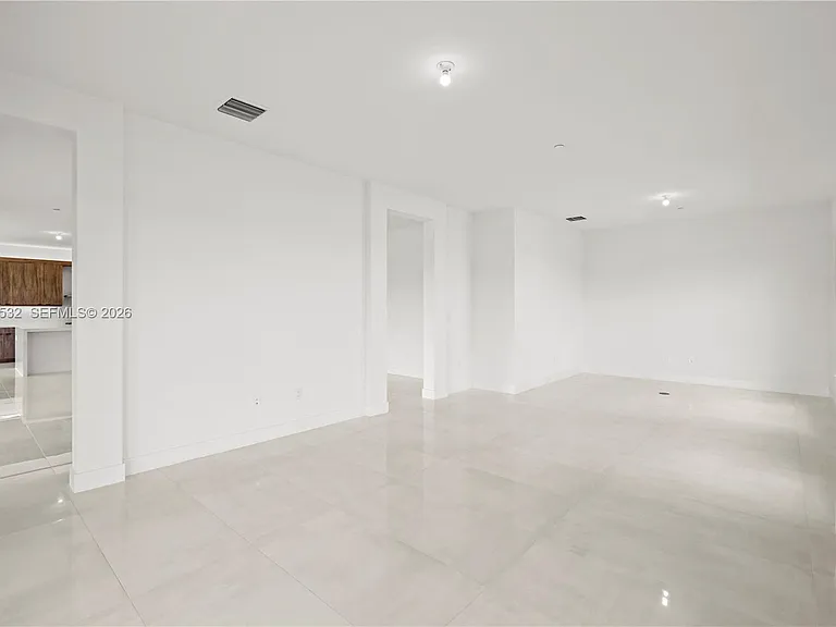 12865 Wingspan Ct — Photo 21