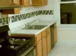 27 E 3rd St, Brooklyn, NY 11218