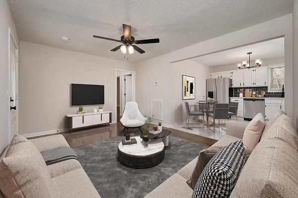 1st image of 2506 Oakwood Ave #A