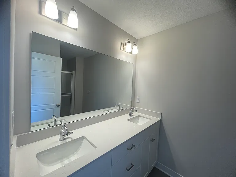 3449 SE Corbin Dr — Photo 7