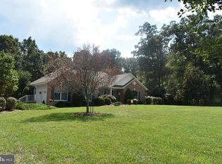 11685 Gilbert Ln, La Plata, MD 20646