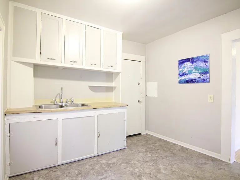 895 Jenks Ave #2 — Photo 12