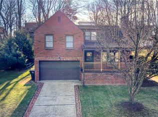 110 Stuart St, Bethel Park, PA 15102