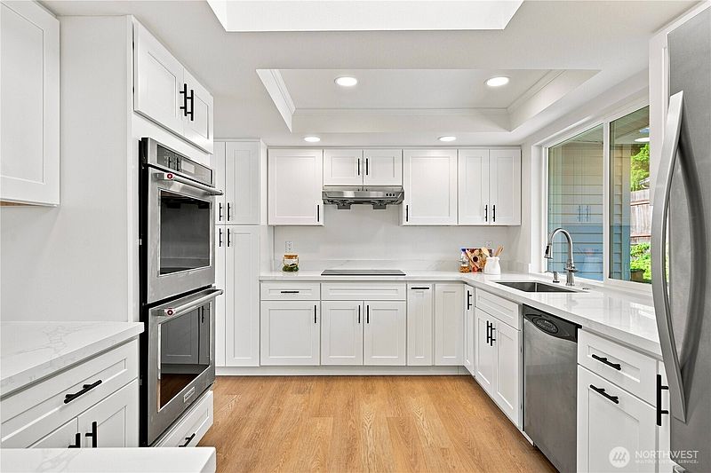 2nd image of 17219 NE 16th Place