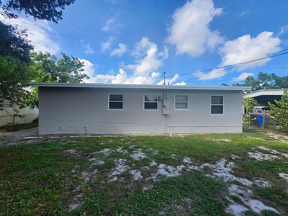 5th image of 942 NW 12th Street