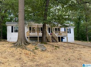 69 Pine Ln, Warrior, AL 35180