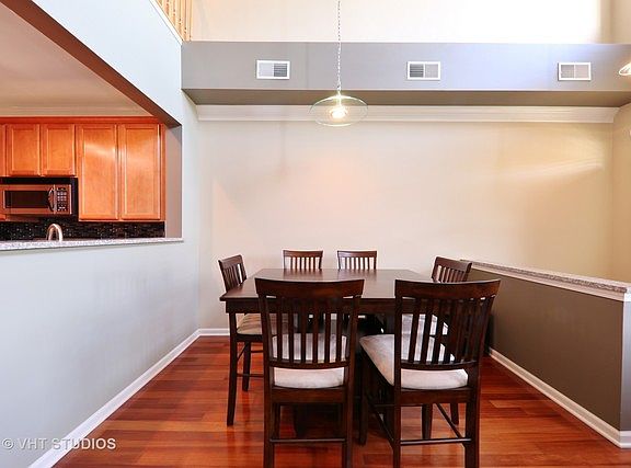 3rd image of 2573 Hillsboro Blvd