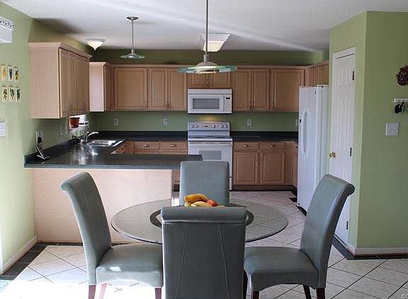 2nd image of 3201 Oakington Dr