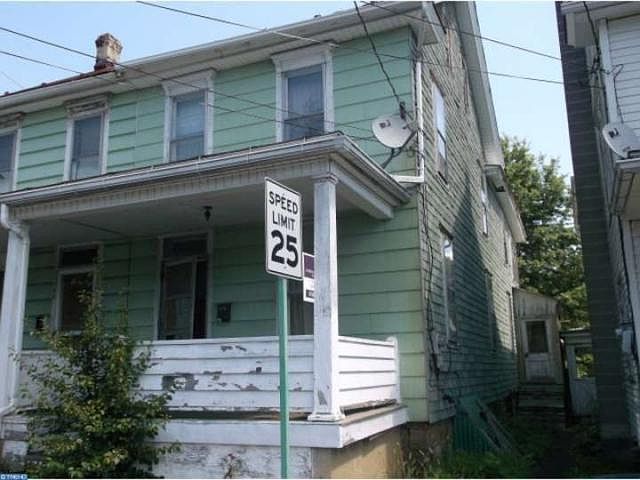 2nd image of 107 S 4th St