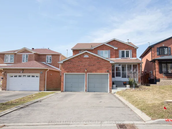 34 Smithers Cres, Brampton, ON L6Y 3K8