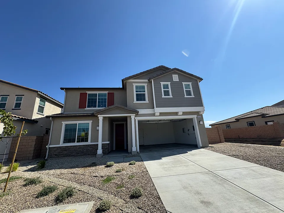 29558 Bluelake Ln