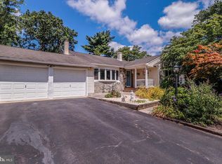 79 Manor Ln S, Yardley, PA 19067