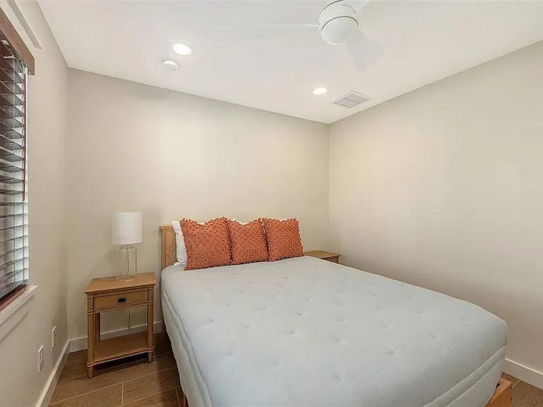 690 Old Compass Rd — Photo 44