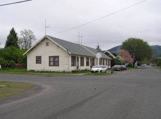 238 B St SW, Castle Rock, WA 98611