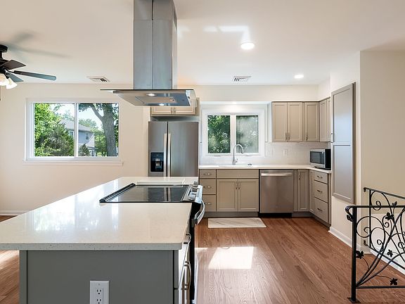 3rd image of 338 Natale Ln