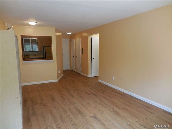 3rd image of 99 Randall Ave APT 1U