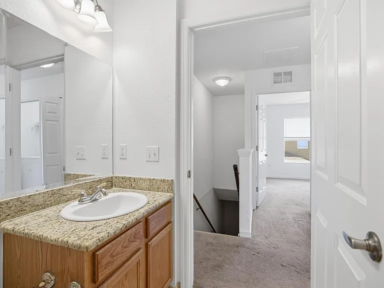 4600 E Moody Blvd #1P — Photo 28