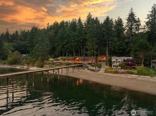 10778 NE Seaborn Rd, Bainbridge Island, WA 98110