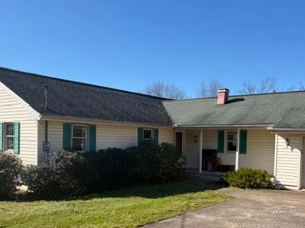 107 Mark Ln, Kersey, PA 15846